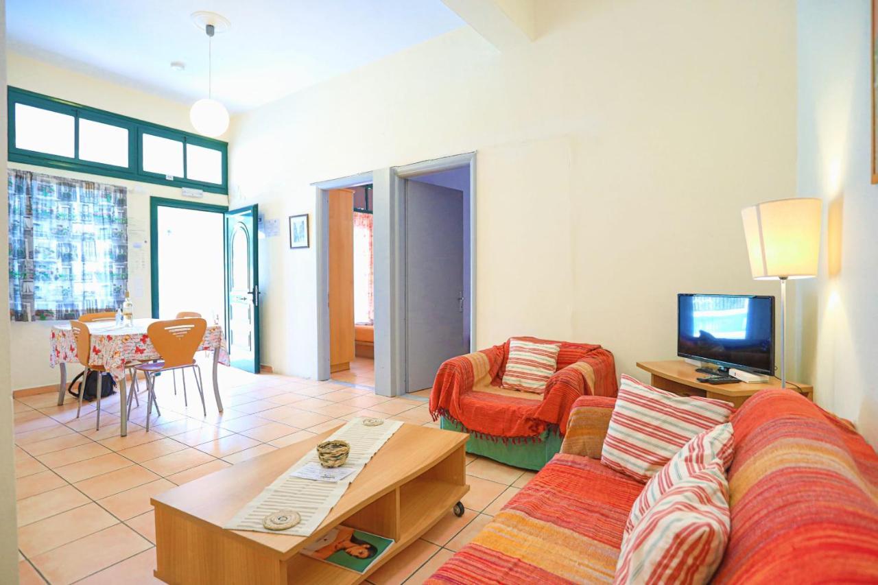 Kaminaki Dora Apartment