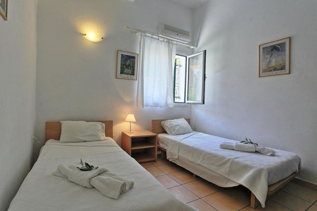 Kaminaki Dora Apartament *